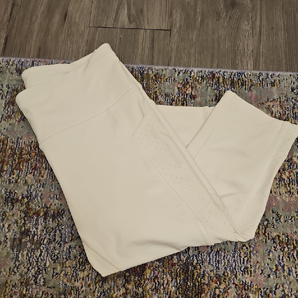 Lululemon Soulcycle White Leggings w Mesh Detailing